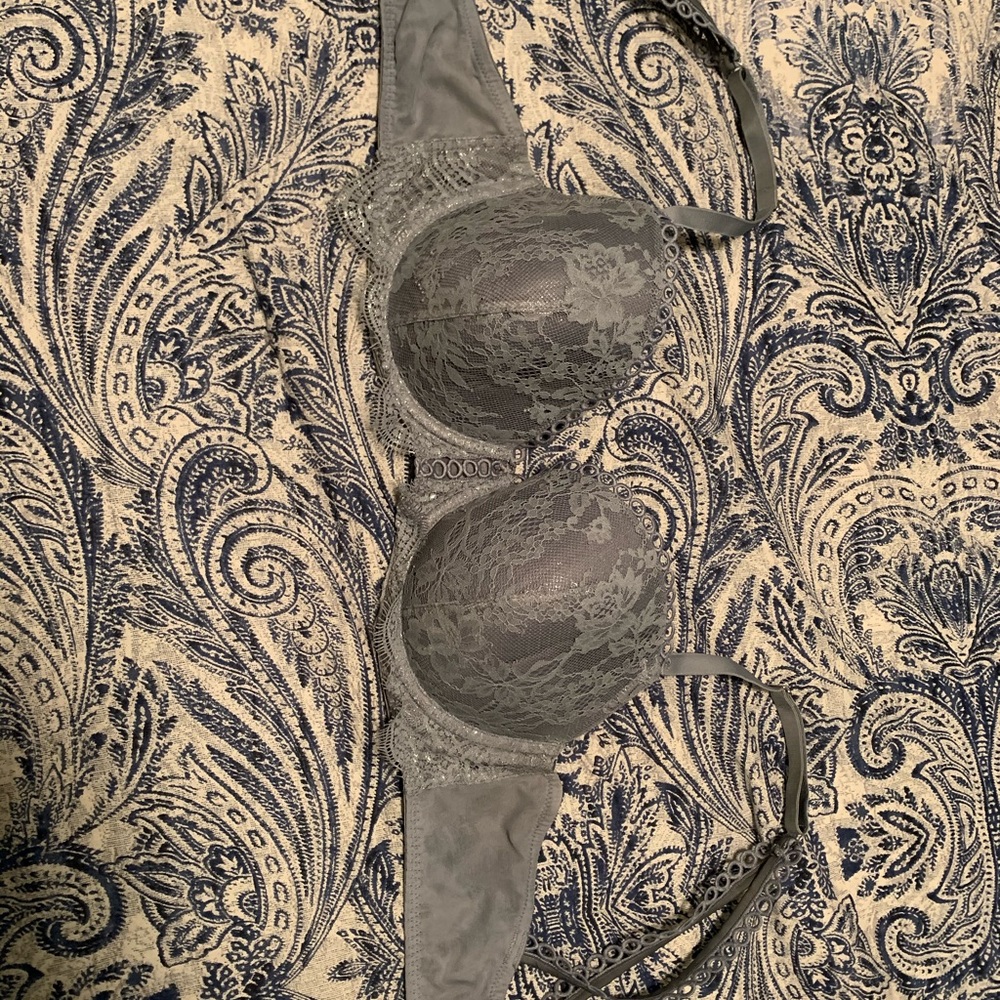 Victoria’s Secret bra